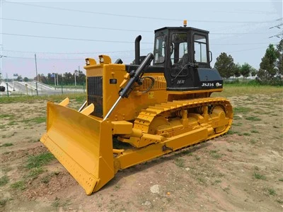 چگونه ویژگی‌های ارگونومیک راحتی اپراتور را در بولدوزرها بهبود می‌بخشد؟